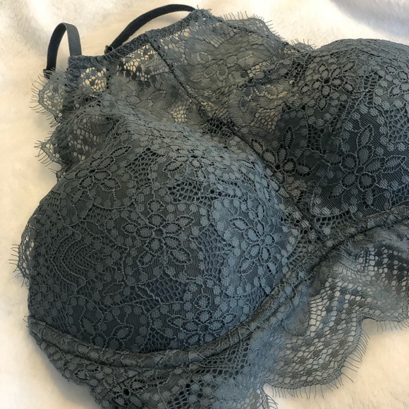 VS PINK High Neck Wired Lace Bralette - Picture 2 of 4